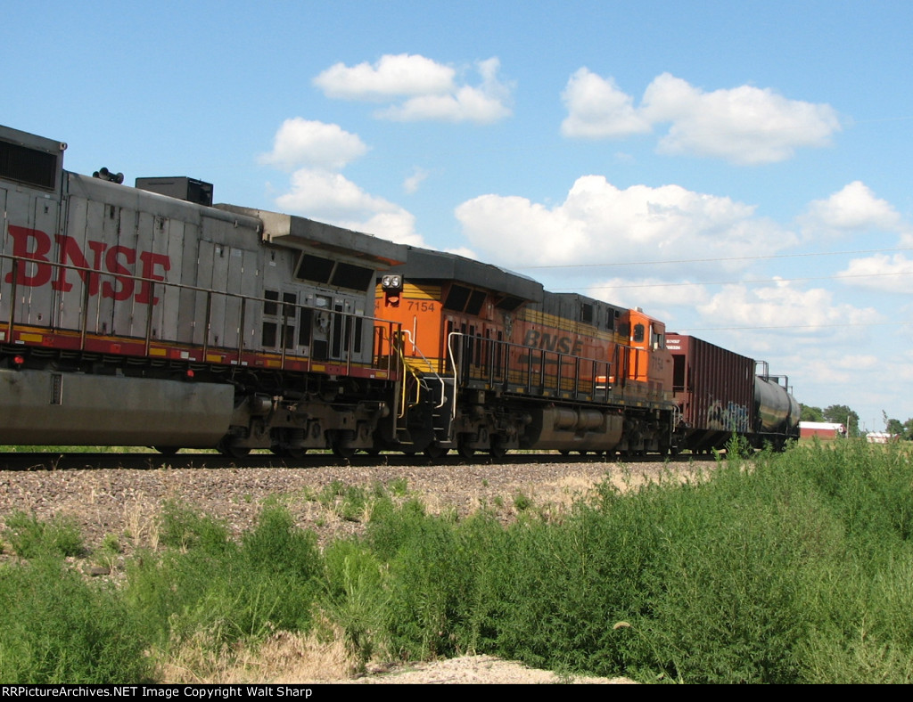 BNSF 7154